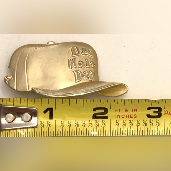 Signed AJC Fun Bad Hair Day Gold Tone Baseball Cap Hat Pin Brooch - Picture 7 of 7